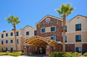 Отель Staybridge Suites Palmdale, an IHG Hotel  Палмдейл